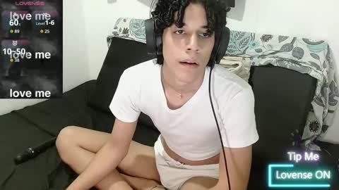 Isidro online show from September 2025 12:00:02 AM