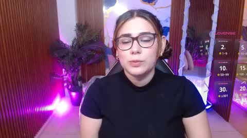 Snapshot of isiis_tay chatting on March 2026 01:40:02 PM ISIIS online show from March 2026 01:40:02 PM