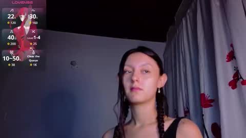 Snapshot of isis1012 chatting on February 2026 03:47:01 AM isa online show from February 2026 03:47:01 AM