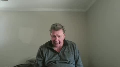 island625103 online show from February 2026 07:43:02 PM