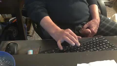 Snapshot of islandduke chatting on December 2024 10:39:01 AM Duke online show from December 2024 10:39:01 AM