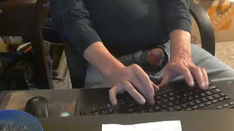 Snapshot of islandduke chatting on December 2024 04:26:01 PM Duke online show from December 2024 04:26:01 PM