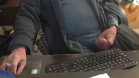 Snapshot of islandduke chatting on December 2024 10:34:02 AM Duke online show from December 2024 10:34:02 AM