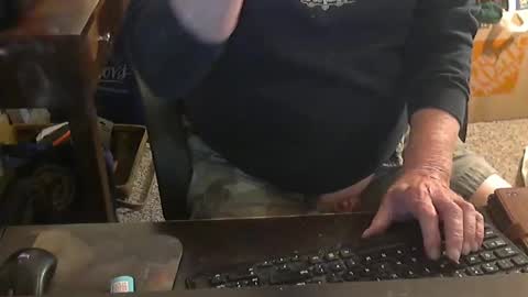 Snapshot of islandduke chatting on December 2024 02:48:02 PM Duke online show from December 2024 02:48:02 PM