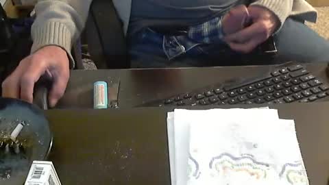 Snapshot of islandduke chatting on January 2025 02:13:01 PM Duke online show from January 2025 02:13:01 PM