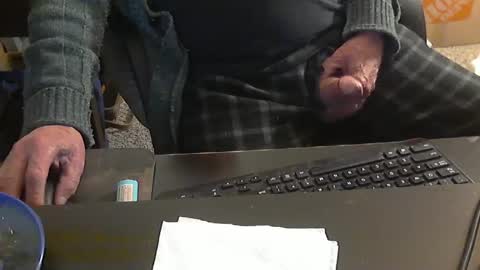 Snapshot of islandduke chatting on February 2025 09:04:02 PM Duke online show from February 2025 09:04:02 PM