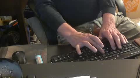 Snapshot of islandduke chatting on February 2025 03:03:02 PM Duke online show from February 2025 03:03:02 PM