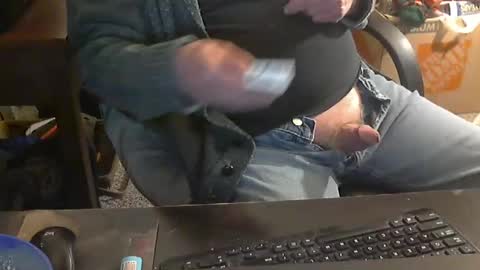 Snapshot of islandduke chatting on March 2025 02:46:02 AM Duke online show from March 2025 02:46:02 AM