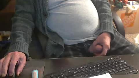 Snapshot of islandduke chatting on March 2025 11:25:02 AM Duke online show from March 2025 11:25:02 AM