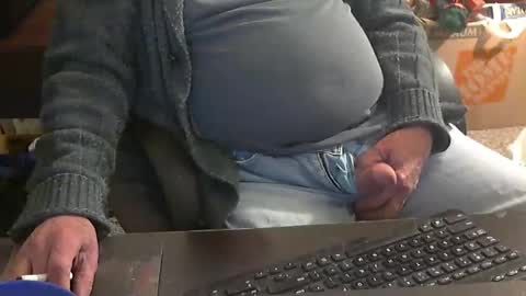 Snapshot of islandduke chatting on March 2025 11:49:01 PM Duke online show from March 2025 11:49:01 PM