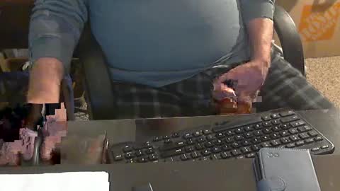 Snapshot of islandduke chatting on September 2025 03:47:02 PM Duke online show from September 2025 03:47:02 PM