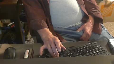 Snapshot of islandduke chatting on September 2025 11:29:01 PM Duke online show from September 2025 11:29:01 PM