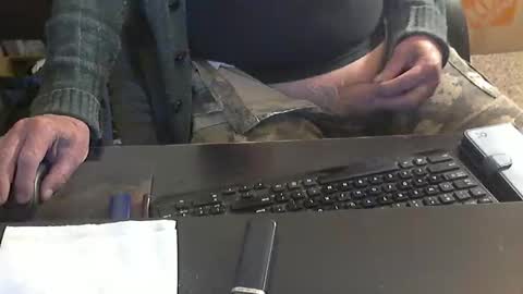 Snapshot of islandduke chatting on November 2025 03:00:02 PM Duke online show from November 2025 03:00:02 PM