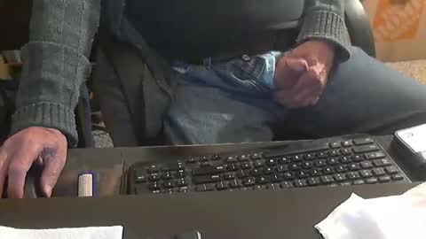 Snapshot of islandduke chatting on November 2025 06:57:01 PM Duke online show from November 2025 06:57:01 PM