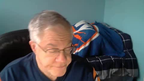 islesman22 online show from January 2025 05:53:01 PM