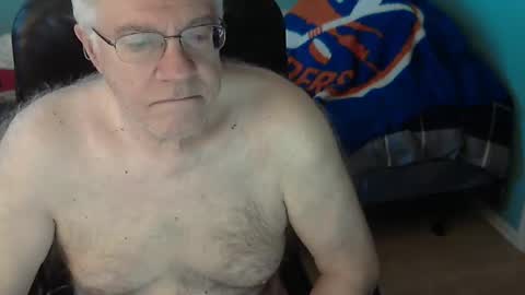 islesman22 online show from September 2025 11:12:02 AM