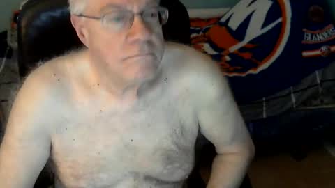 islesman22 online show from May 2026 09:38:02 AM