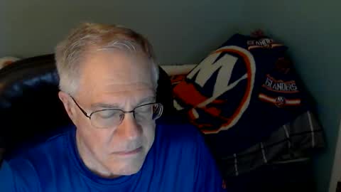 islesman22 online show from May 2026 11:44:01 PM