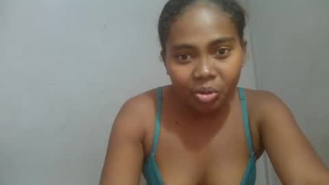 Snapshot of ismayrah chatting on April 2026 07:01:01 AM ismayrah online show from April 2026 07:01:01 AM