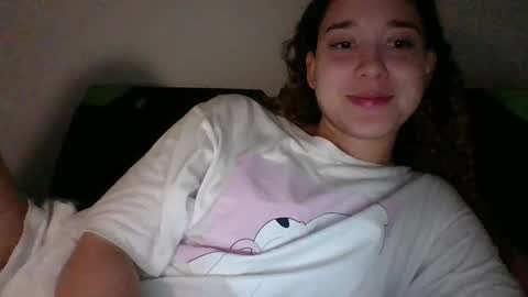 Snapshot of issa30213 chatting on November 2025 10:03:02 PM Issa online show from November 2025 10:03:02 PM