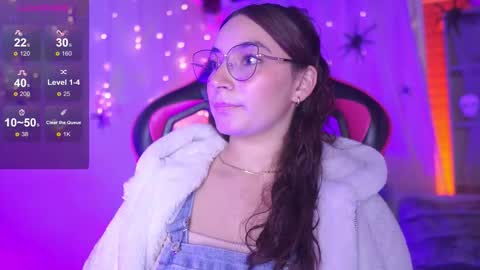 ISSA  online show from October 2025 09:08:02 PM