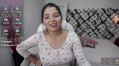 Issa  online show from November 2025 02:28:01 PM