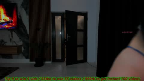 Issy online show from January 2025 08:35:02 PM