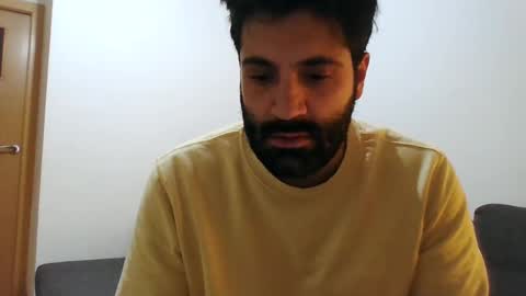 Snapshot of italianboybcn chatting on January 2025 08:03:01 AM italianboybcn online show from January 2025 08:03:01 AM