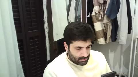 italianboybcn online show from December 2025 06:13:02 PM