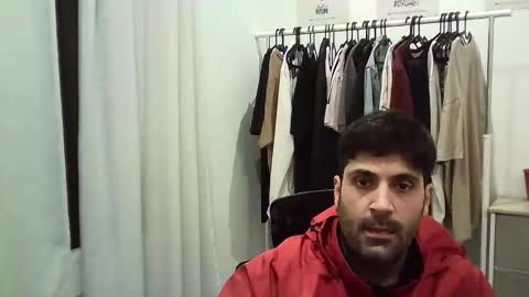 italianboybcn online show from January 2026 09:42:01 PM