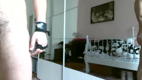 italianmonsterD online show from February 2026 10:34:02 AM