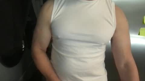 Snapshot of italiano9in chatting on January 2025 08:56:02 PM Tony online show from January 2025 08:56:02 PM