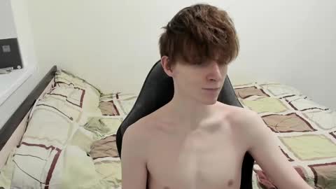 Snapshot of ithan_red chatting on December 2024 06:04:02 PM Ethan online show from December 2024 06:04:02 PM