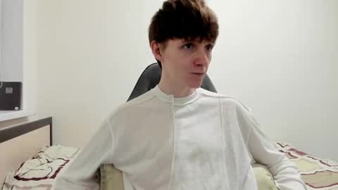 Snapshot of ithan_red chatting on February 2025 06:51:01 PM Ethan online show from February 2025 06:51:01 PM