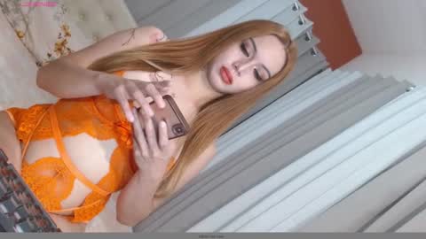 Emily online show from November 2025 03:30:01 AM