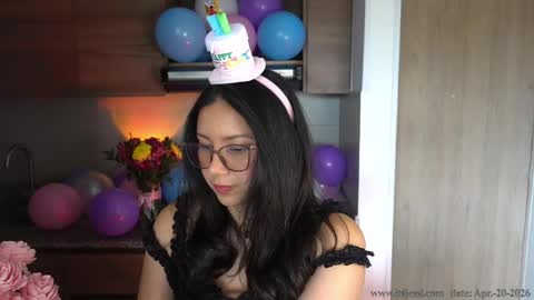 Jessi online show from April 2026 07:04:02 PM