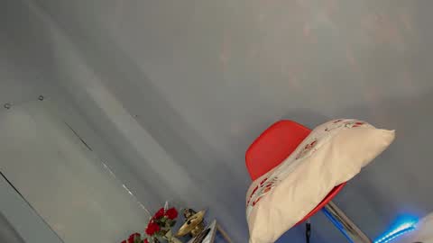 Pixie online show from February 2026 02:07:01 PM