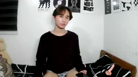 its_saya online show from May 2026 06:45:01 PM