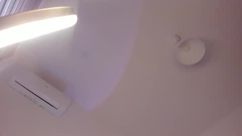 Isabella online show from November 2025 10:26:02 AM