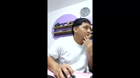 Snapshot of itsdavidx chatting on March 2026 11:37:02 AM David online show from March 2026 11:37:02 AM