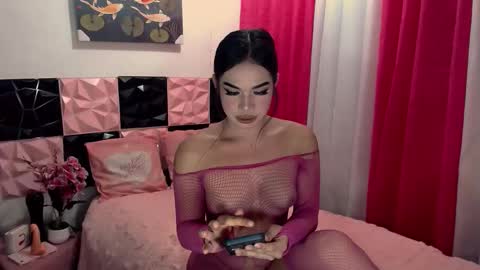 Snapshot of itsme_anastasia69 chatting on October 2025 04:02:02 AM Anna online show from October 2025 04:02:02 AM