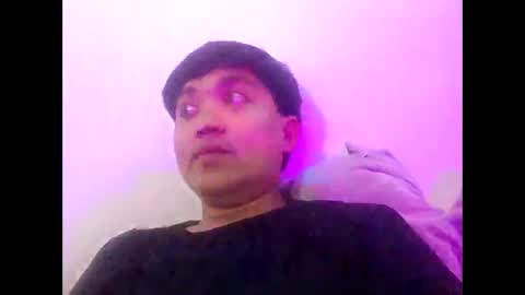 Snapshot of itsme_berniexx chatting on December 2024 12:06:01 PM ask me online show from December 2024 12:06:01 PM