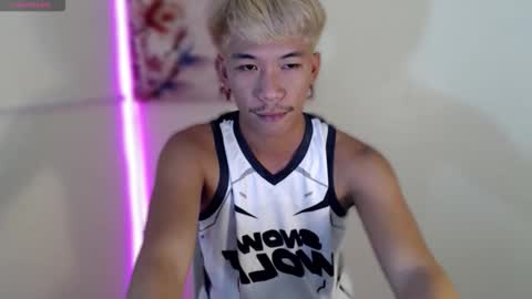 itsme_cxhennn online show from October 2025 08:32:01 PM