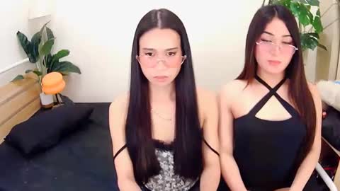 Snapshot of itsme_kat chatting on June 2026 04:27:01 PM itsme_kat online show from June 2026 04:27:01 PM