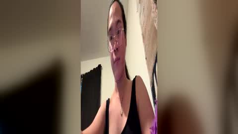 itsmelily05 online show from July 2026 12:59:02 AM