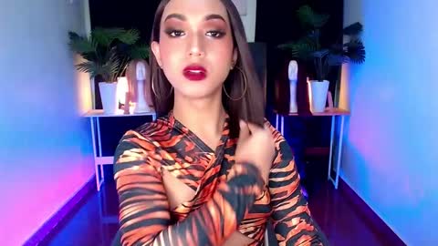Sofia online show from October 2025 08:44:01 AM