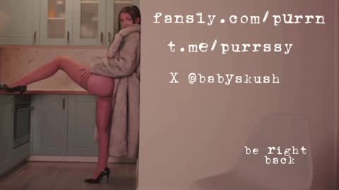 Snapshot of itsumade chatting on November 2025 09:13:01 PM Betty online show from November 2025 09:13:01 PM