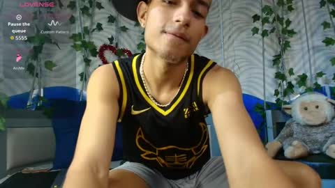 Snapshot of itszairen chatting on February 2026 03:16:02 AM itszairen online show from February 2026 03:16:02 AM