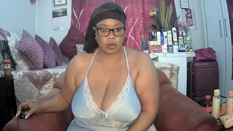 Snapshot of itumeleng74 chatting on January 2025 11:23:02 AM itumeleng74 online show from January 2025 11:23:02 AM