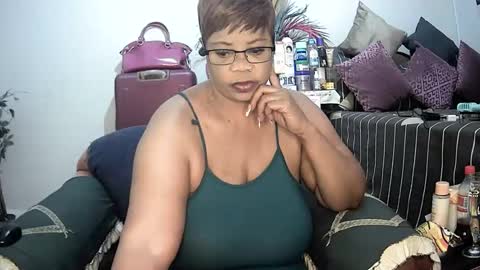 Snapshot of itumeleng74 chatting on January 2025 10:12:02 AM itumeleng74 online show from January 2025 10:12:02 AM